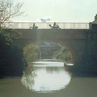 Expo : "Pylônes" traversée du canal du midi