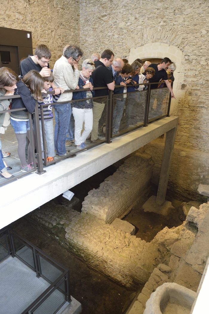 Visite-atelier : archéologie funéraire