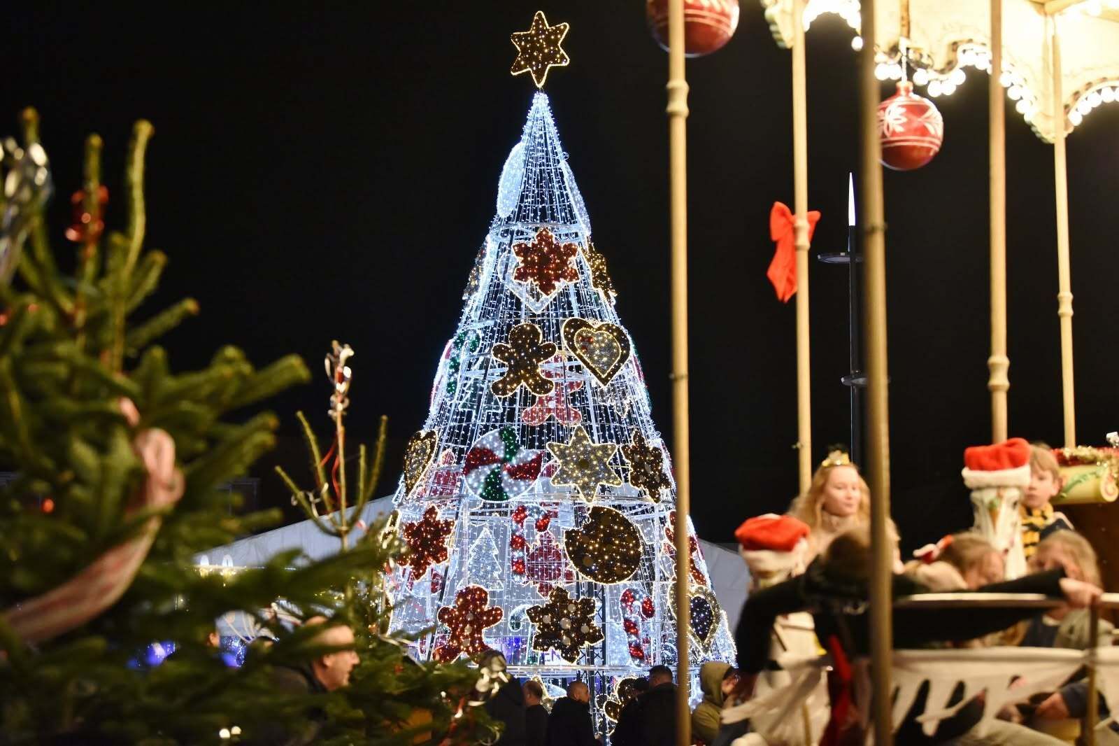 ENCHANTED CHRISTMAS MARKET