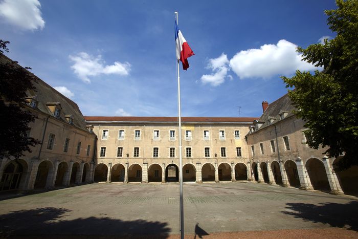 Visite commentée de la caserne de la compagnie républicaine de sécurité n° 43 de Chalon-sur-Saône