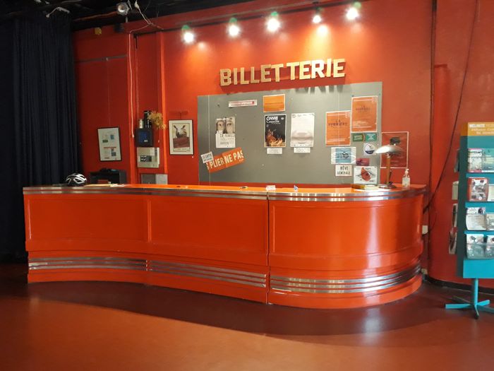 Citéphilo - Pierre Rivière. Courant dans le 
monde comme un rasoir ouvert de Frédéric Laforgue