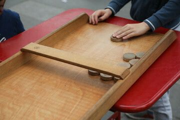 Jeux en bois à La Cambuse
