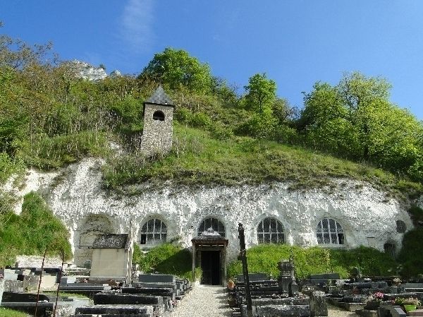 Ouverture de l'unique église troglodyte en Île-de-France
