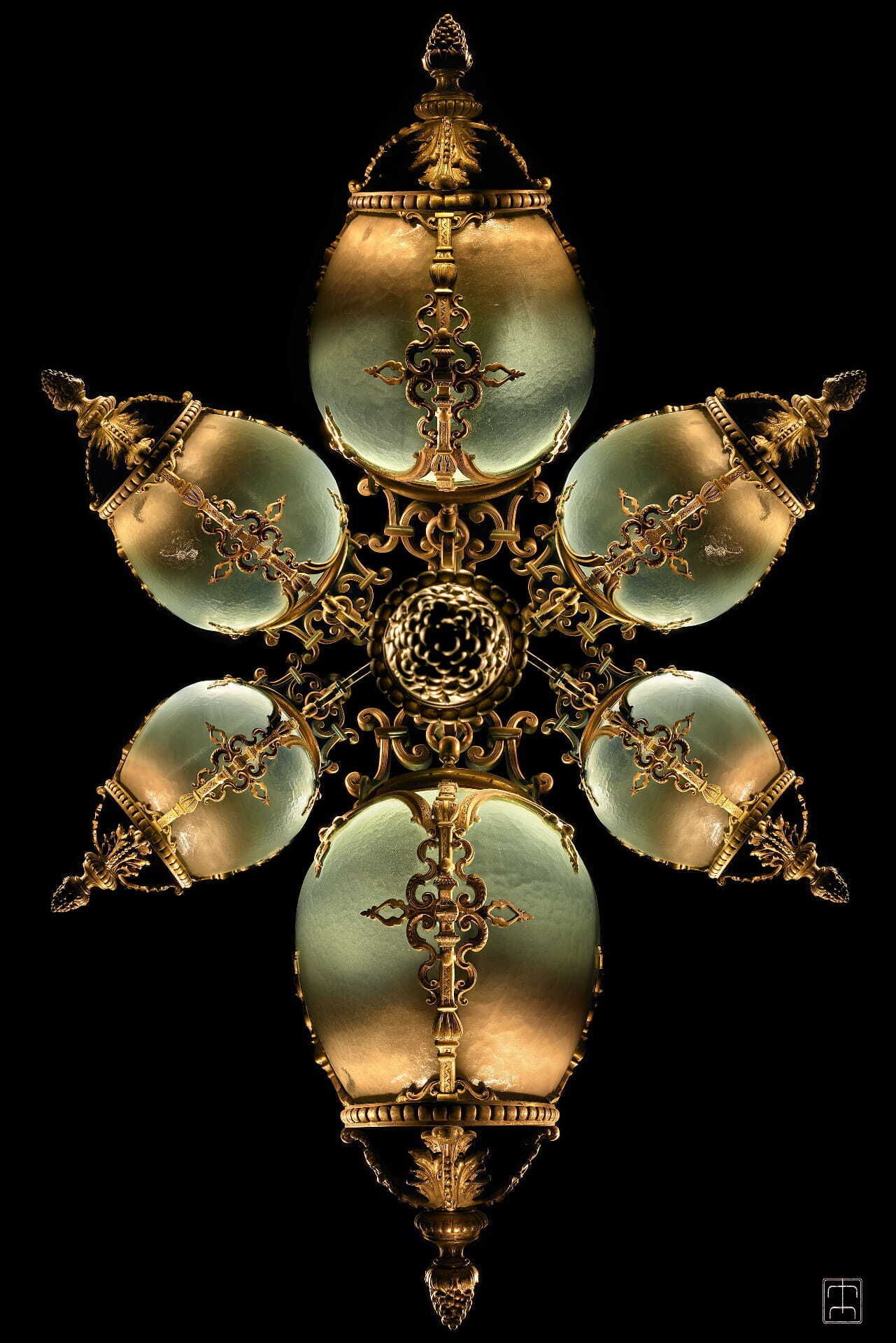 Exposition photographique : "Eclats d'ombre, 10 objets dans la lumière au musée Dupuy-Mestreau" par Tonnymiles