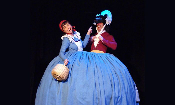 Un spectacle musical jeune public inspiré du Petit Chaperon rouge.