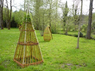 Stage de fabrication de décoration en osier pour le jardin