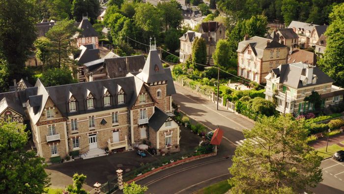 Visite guidée : il était une fois la Belle Époque...et le Gué aux Biches