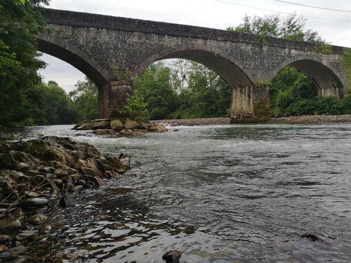 Au fil des ponts : voyagez dans l'histoire de la vallée du Saison