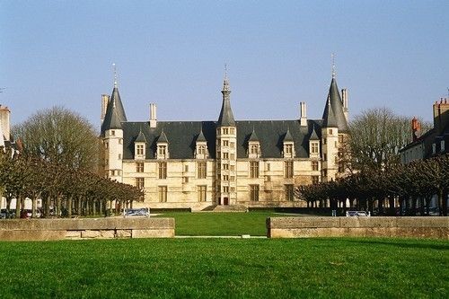 Visite guidée: le Palais Ducal vous ouvre ses portes !