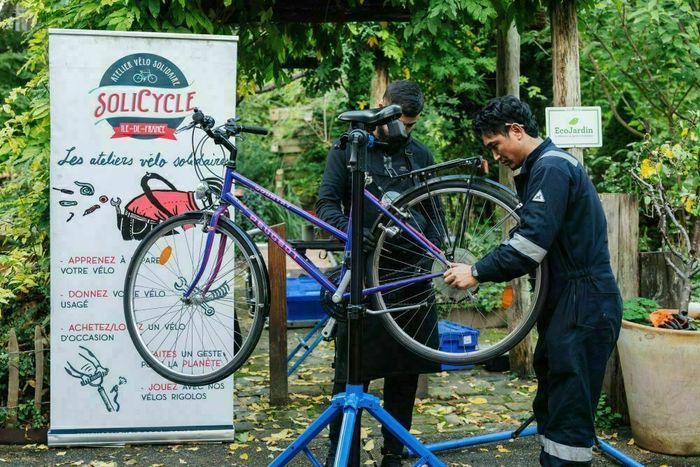 Venez faire diagnostiquer votre vélo, y effectuer de petites réparations ou échanger sur les bons gestes à adopter à vélo.