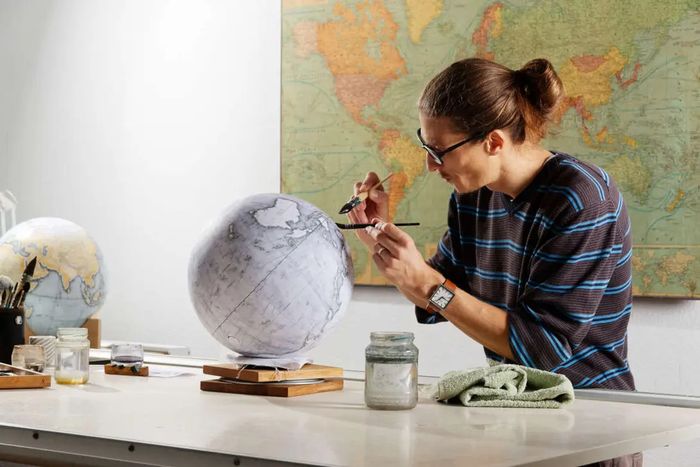 Fabrication  de globes, seul ou en famille