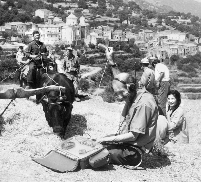 Séance d’écoute d’archives sonores hors les murs (Brando)