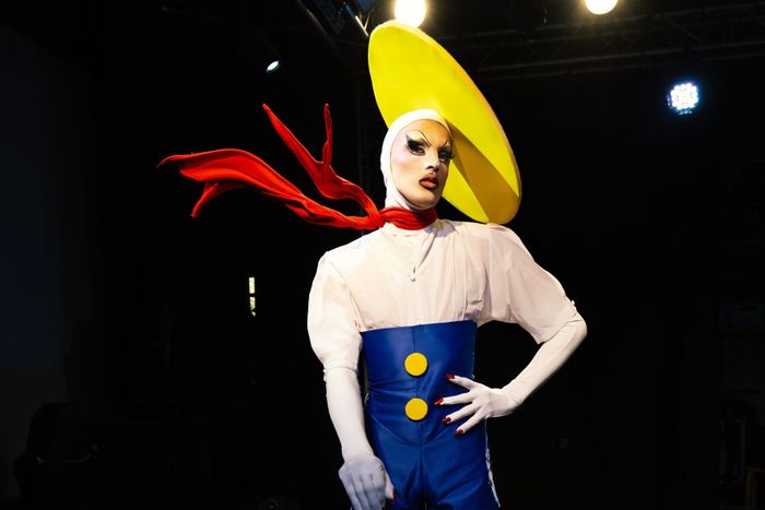 Atelier · Conception d’éléments et accessoires de costumes