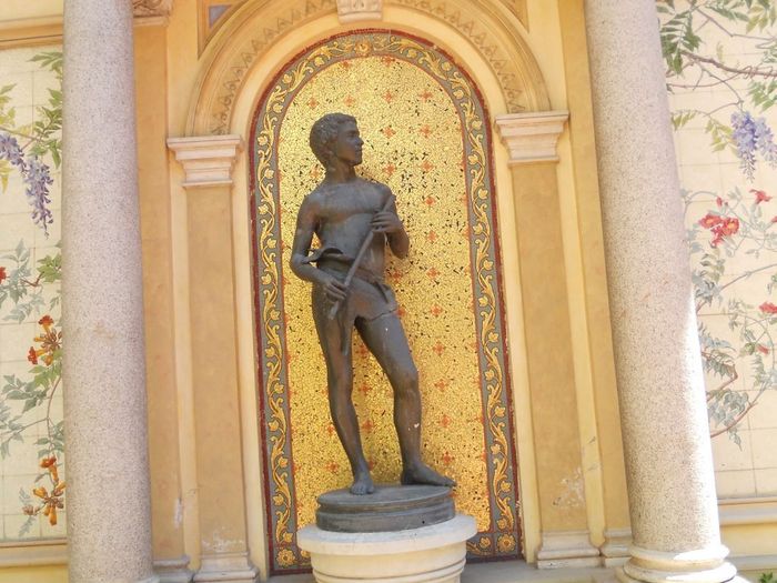 Statues, la ville racontée
