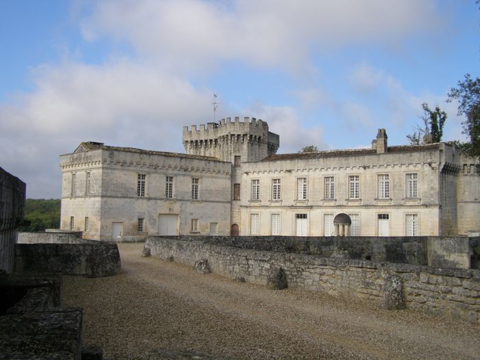 Visite commentée du château de La Tranchade (XIVe - XVIIe siècle)