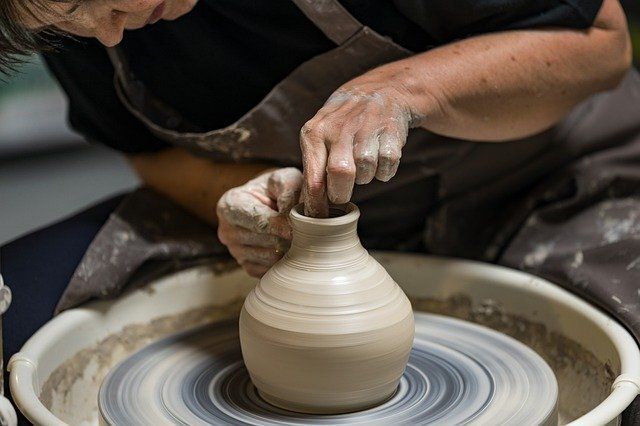 Atelier de modelage de poterie