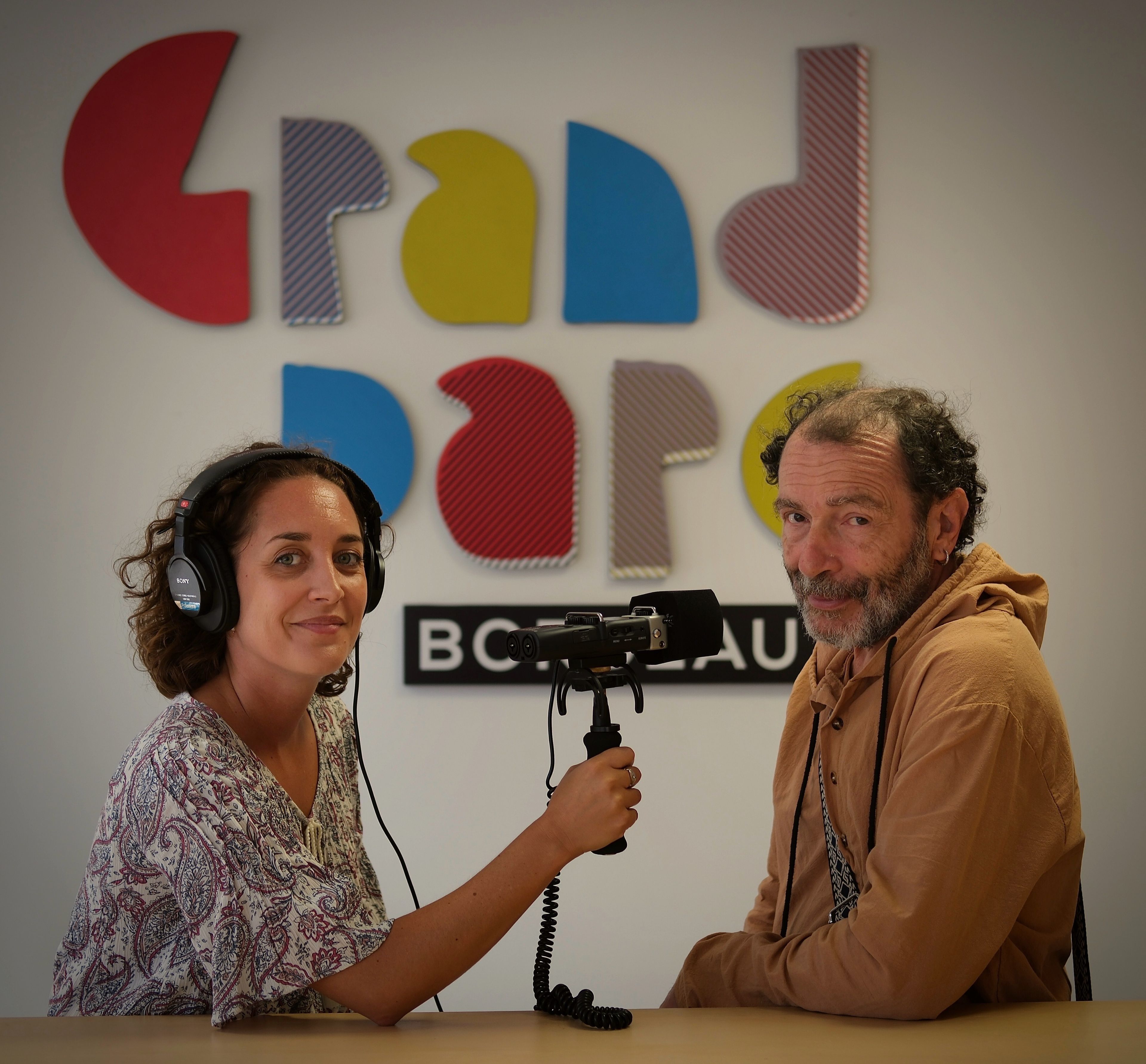 Entrez dans l’univers du podcast Un pied dans ma cité