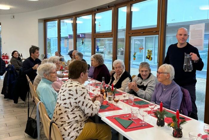 Repas du Club des aînés des Libellules