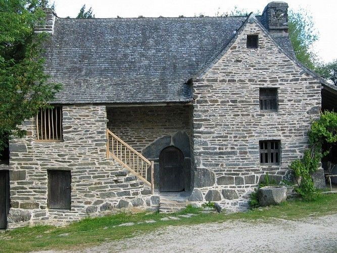 Discussion sur les noms de lieux