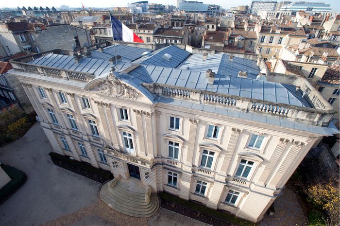 Visite de l'hôtel du quartier général