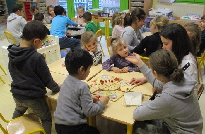 Soirée jeux en famille, pour mieux communiquer et apprendre à coopérer !