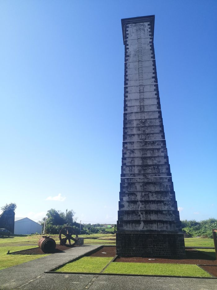 Visite de la distillerie de Beaufonds et de sa cheminée historique