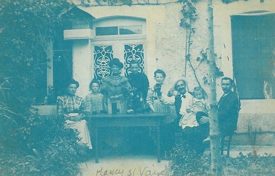 Atelier cyanotype