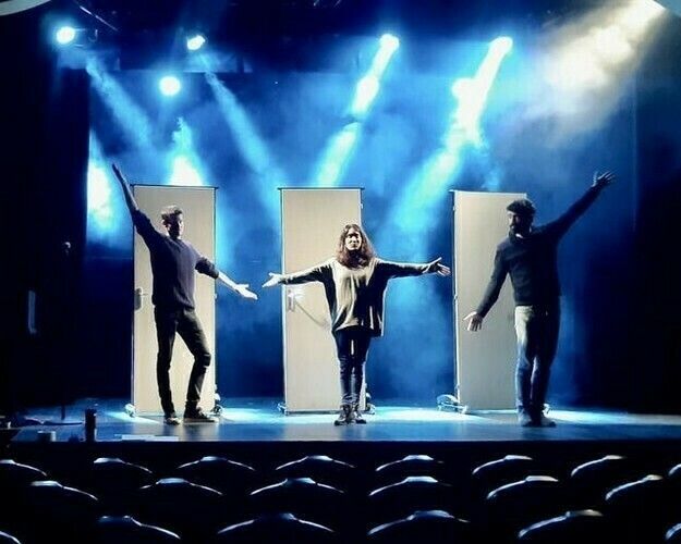 Portes : Toc Cot Cot - par La Poule Impro