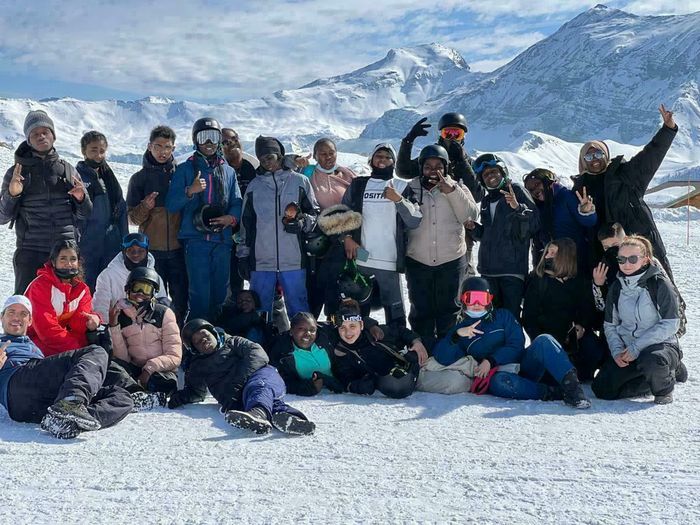 dans le cadre de l'opération "colonies apprenantes" par le Ministère de l'Éducation Nationale.