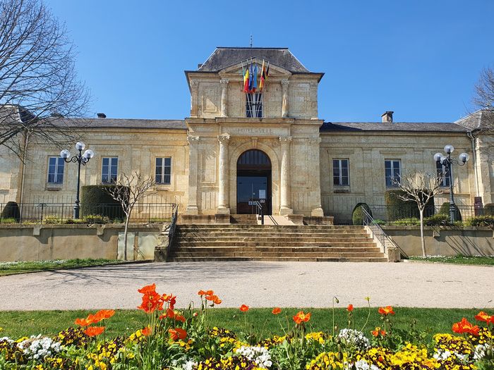Visite libre: entrez dans le bureau du maire