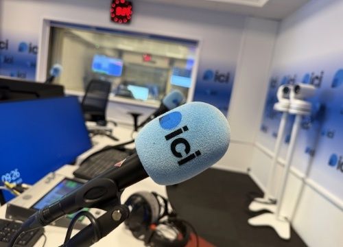 Dans les coulisses d'une radio locale en activité