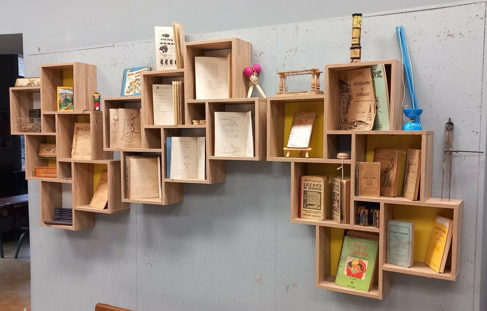 Exposition « La lecture et les outils d’écritures, retour aux fondamentaux »