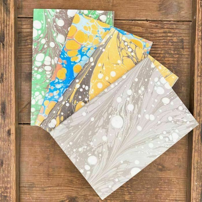 Ateliers de création de carnet en papier marbré