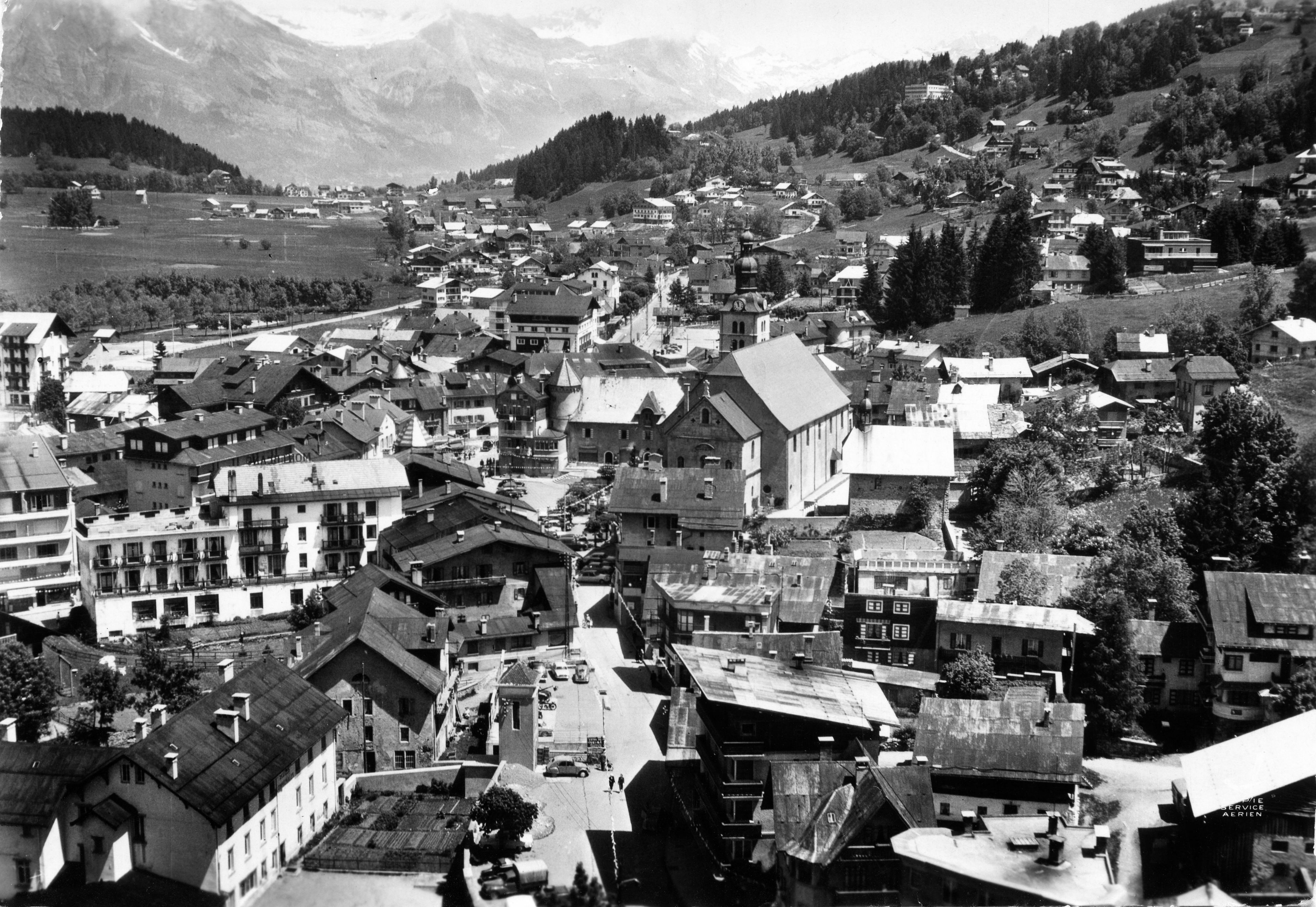 Evolution architecturale de Megève au XXe siècle