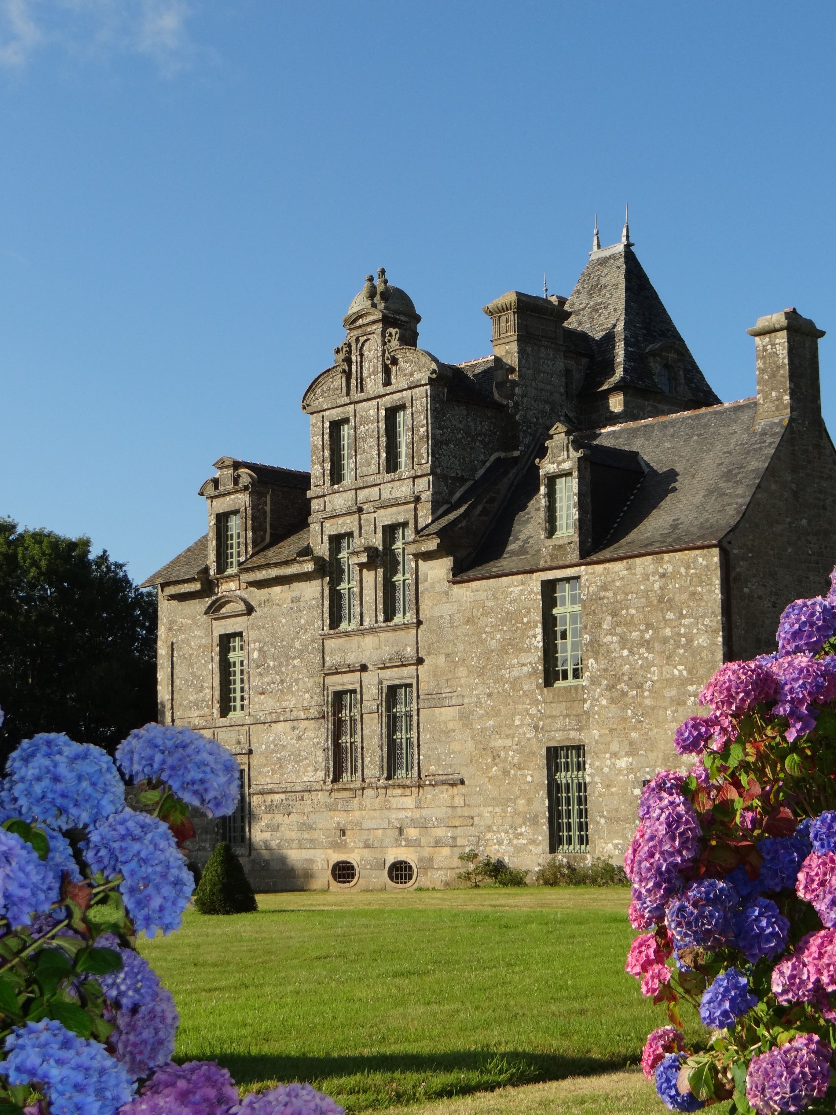 Visite guidée des extérieurs du château de Maillé