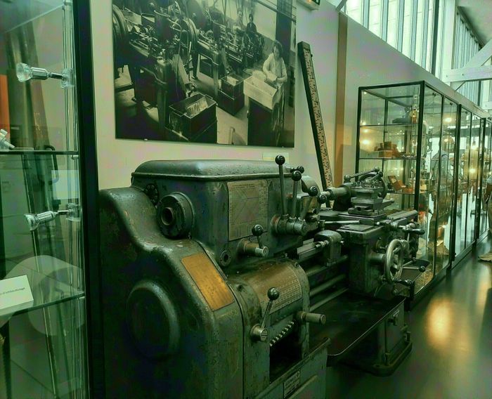 Venez découvrir la Cartoucherie Française à travers son patrimoine industriel ! Machines anciennes, outils, documents, cartouches et autres produits sont exposés à l’écomusée de la Cartoucherie.