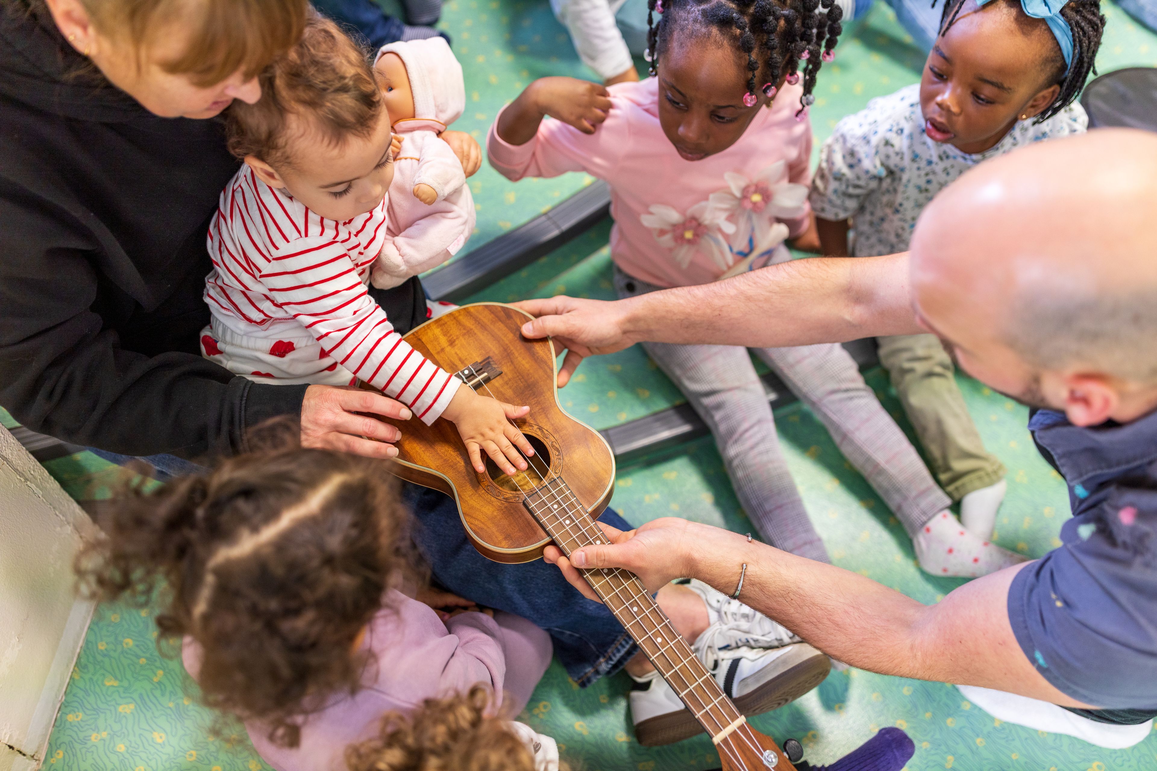 Parent-child workshop / Music and sign language