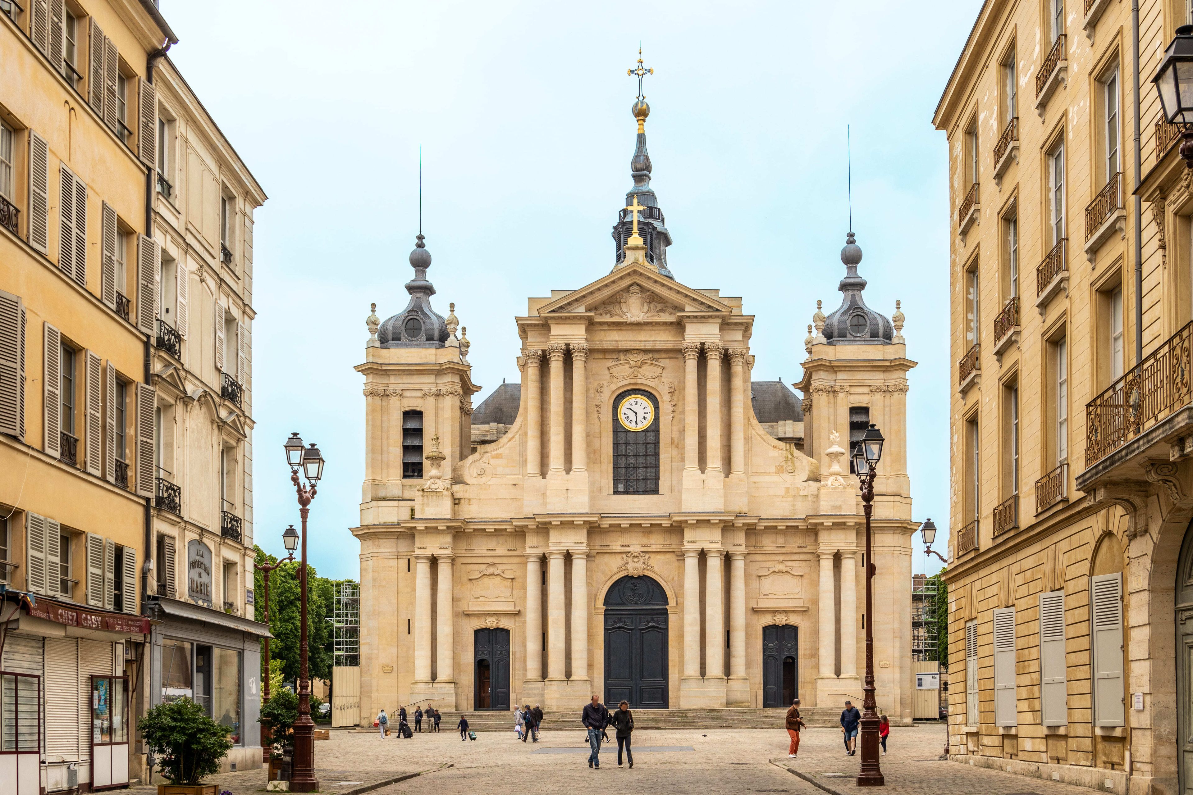 La cathédrale Saint-Louis et son trésor (visite guidée)