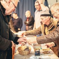 Marché aux truffes et produits du terroir