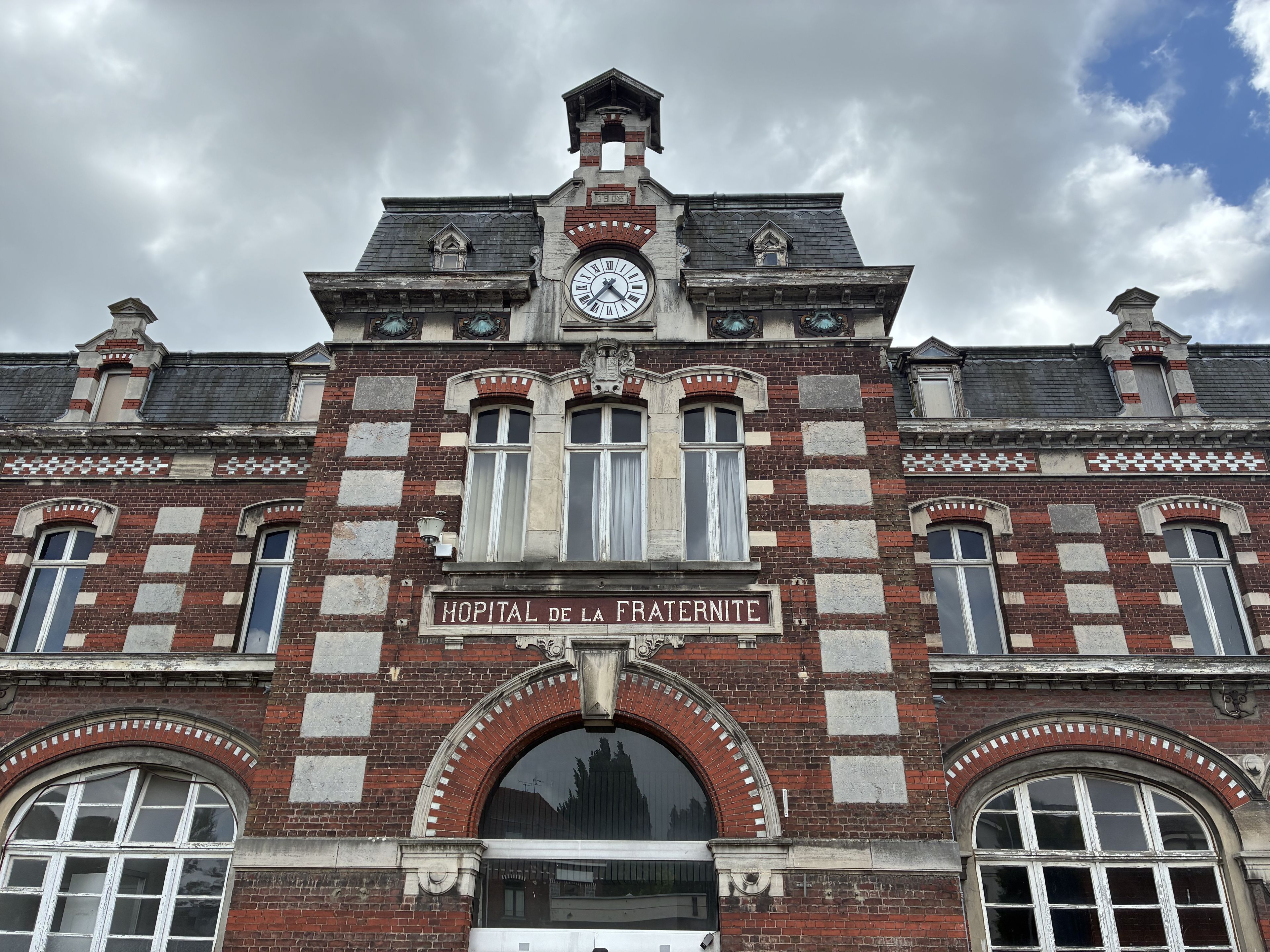 Guided Tour of the Fraternité Hospital and Chapel Site