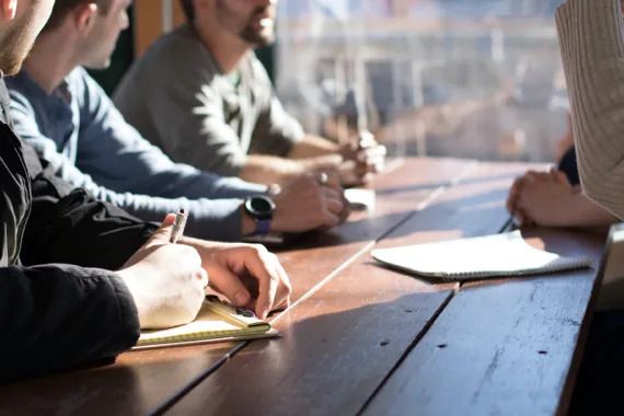 Affiche — Mentorat & Opportunités: L'événement Duo for a job (infra Bac)