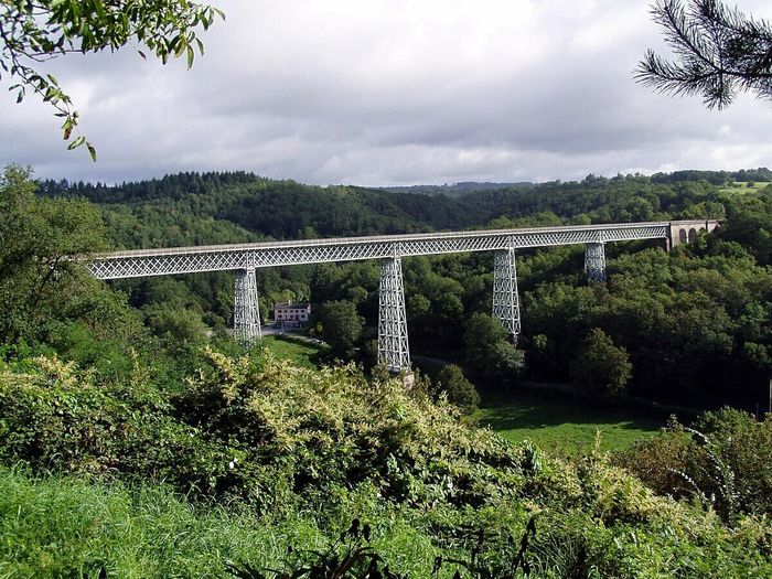 Exposition : le viaduc de Busseau-sur-Creuse