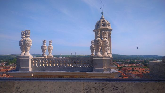 Découvrez la tour sud d’une collégiale et son superbe panorama