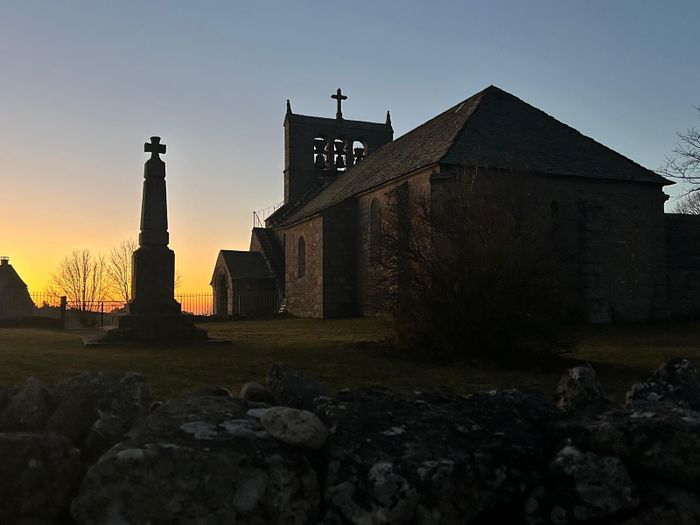 Visite de l'église avec un dépliant et un quizz
