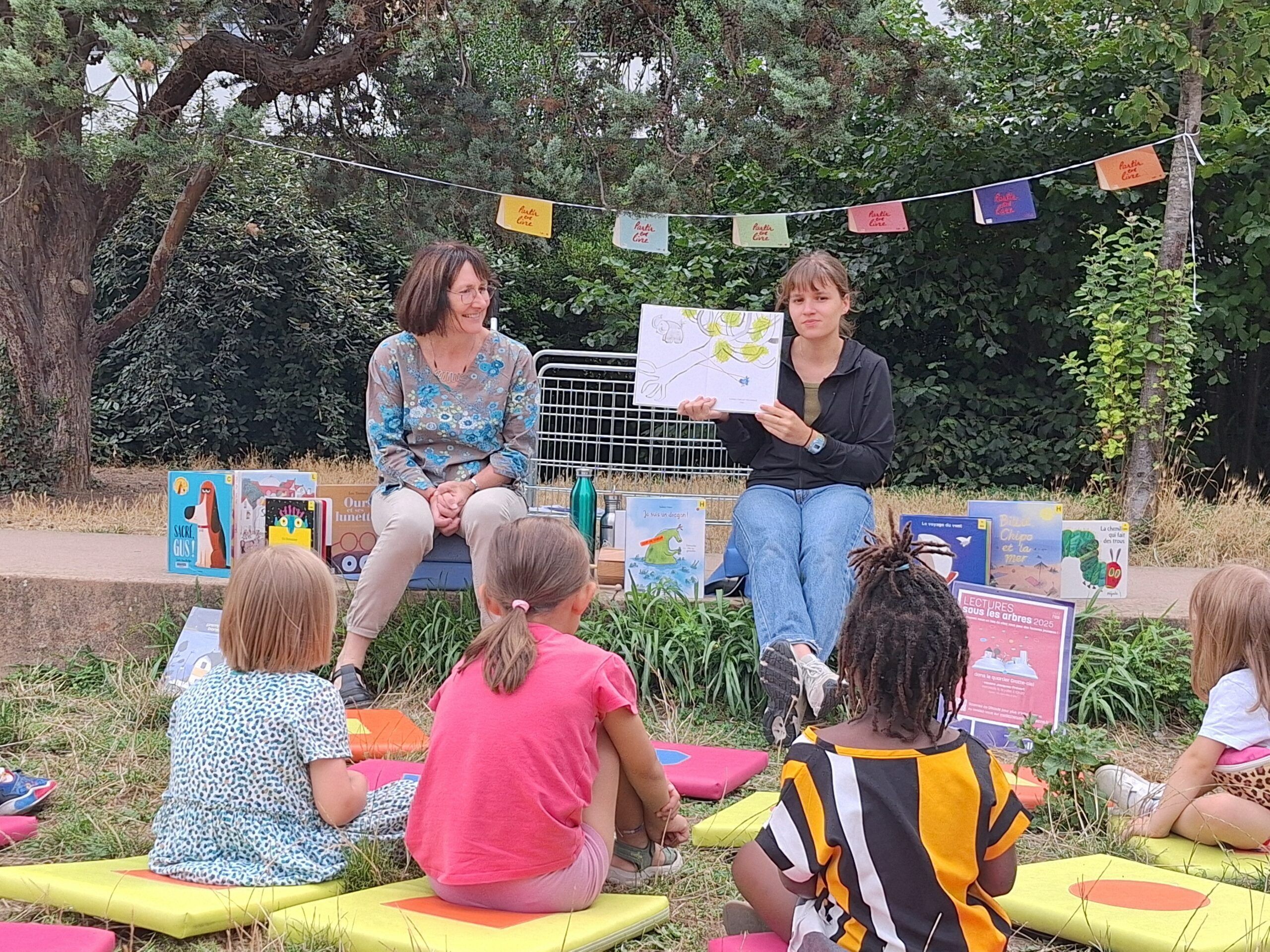 LECTURES SOUS LES ARBRES