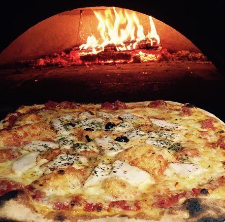 Soirée pizza à Trémargat
