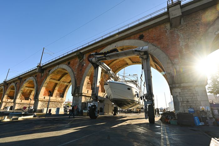 Visite d'un chantier Naval