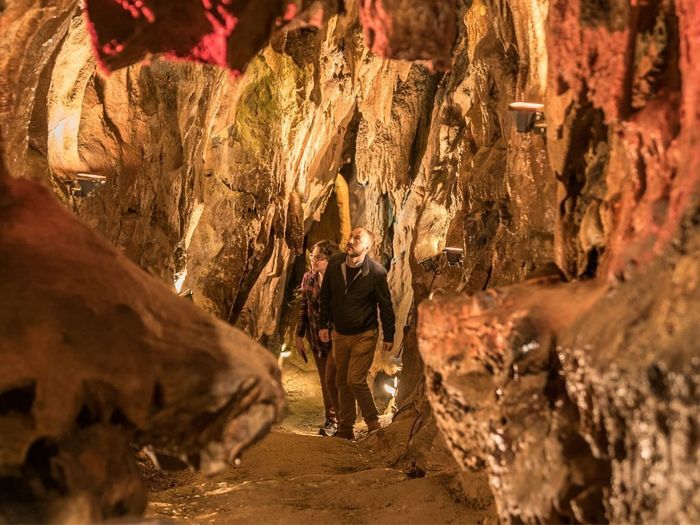 Visite guidée des grottes de Saulges