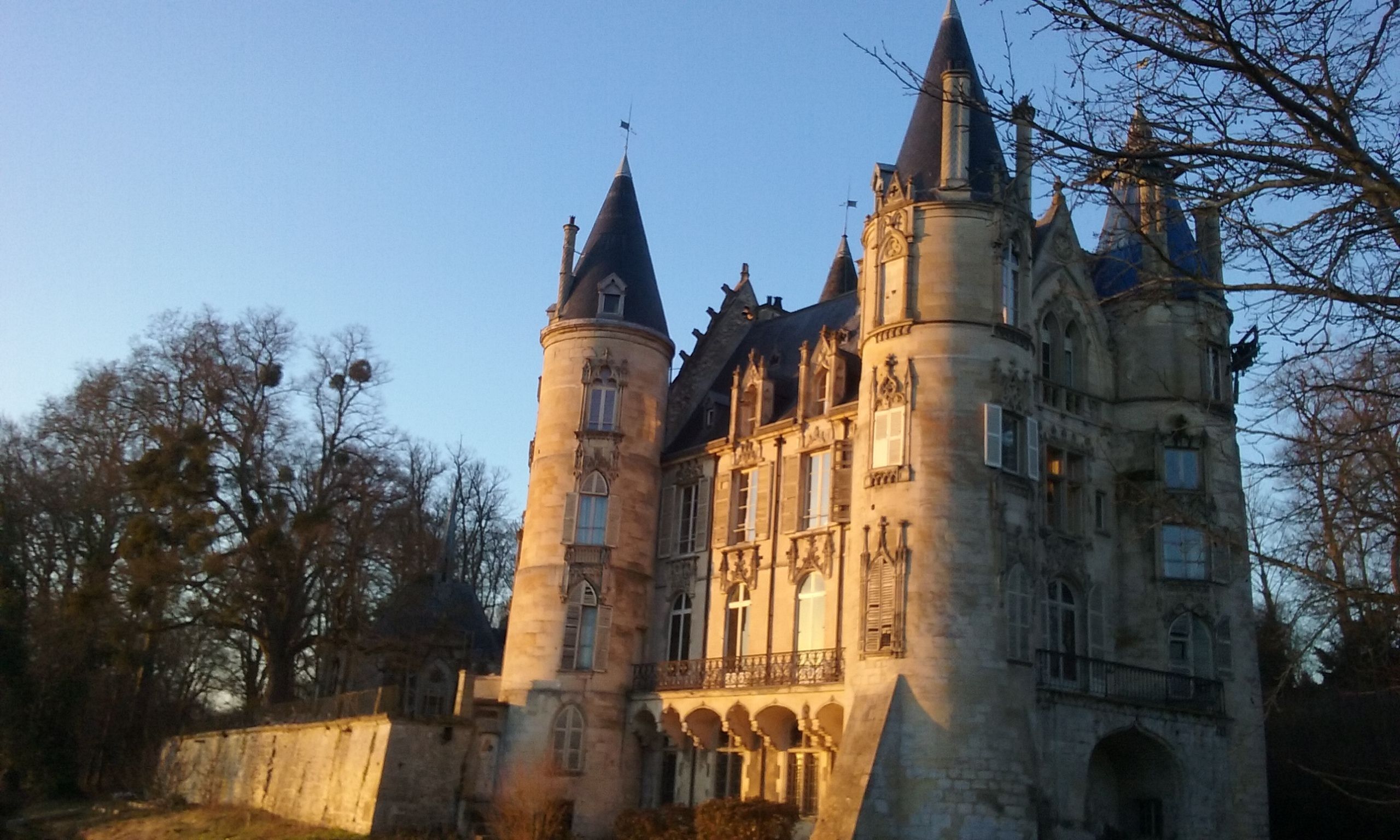 Visite guidée : Le village de Mont l'Evêque, entre charme et patrimoine