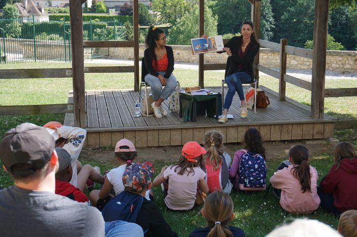 Séance de « Bébés-lecteurs » à l'abbaye Saint-Arnoul pour les tout petits